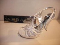 /album/scarpe/imagescaae1r6r-jpg/